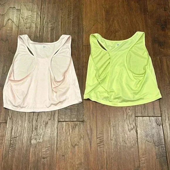 Forget Me Not Set of 2 XL Yogalicious Tank Tops (Tags were removed!) - Picture 5 of 13